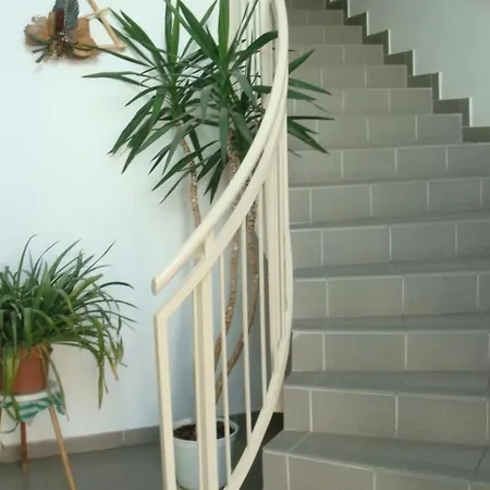 アパート Julia Mit Eigenem Balkon By Interhome